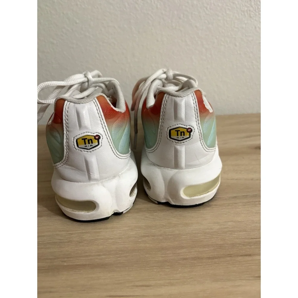 Nike Air Max Plus TN HF5180-100 Unisex Kids 7Y Orange Yellow Gradient Sneakers